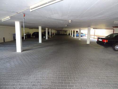 Tiefgarage - 