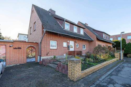 Außenansicht - 6 Zimmer Einfamilienhaus in Lüneburg