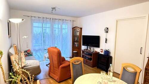 Wohnzimmer2 - 2 Zimmer Etagenwohnung in Maisach