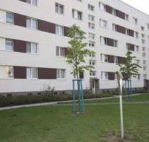 3-Raum-Wohnung im EG vollständig saniert! - Oschersleben