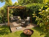Gartenpatio mit Pergola und Feuerstelle - 