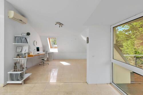 Büro / Wohnzimmer - 4 Zimmer Etagenwohnung in Berlin