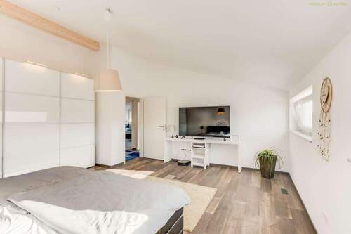 Elternschlafzimmer OG - 