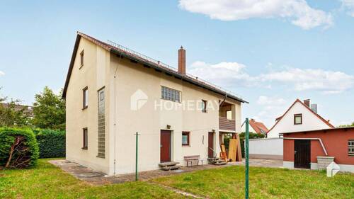 Außenansicht 2 - 8 Zimmer Mehrfamilienhaus, Wohnhaus in Nürnberg