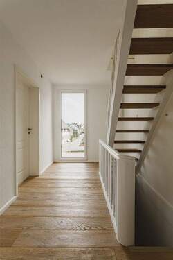 Flur/Treppenhaus - 
