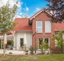 Modernes Einfamilienhaus mit großem Garten - energieeffizient (A+) & zeitgemäß wohnen in Pettstadt