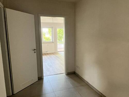 Blick in den Wohn-Essbereich - 