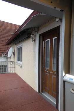 Zweiter Zugang (mit Aufzug) - 