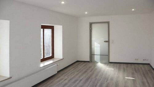 Wohnzimmer.JPG - Etagenwohnung mit 92,50 m&sup2; in Schönberg zum Kaufen