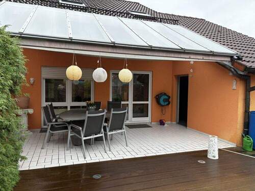 Außen - 5 Zimmer Doppelhaushälfte zum Kaufen in Satteldorf