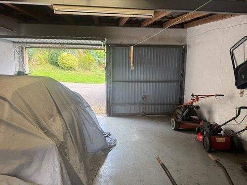 Garage - 