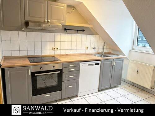 4 - Etagenwohnung mit 95,00 m&sup2; in Essen zur Miete