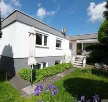 Komfortabel auf einer Ebene wohnen: Bungalow in ruhiger Lage - Remseck Neckargröningen