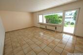 Wohnzimmer - Bungalow mit 185,00 m&sup2; in Remseck zum Kaufen