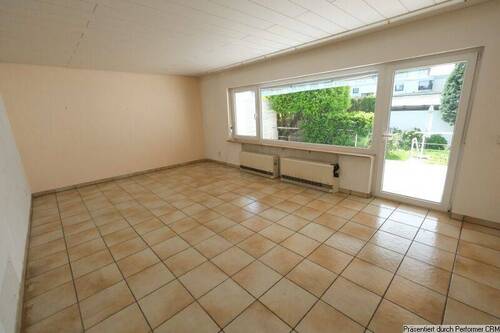 Wohnzimmer - Bungalow mit 185,00 m&sup2; in Remseck zum Kaufen
