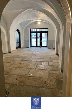 Hauseingang - Familien aufgepasst! Ihre neue Wohnung in Bautzen!