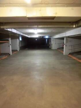 Tiefgarage_Moz6.jpg - Garage, Stellplatz in Leipzig