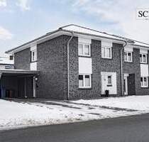 Moderne Doppelhaushälfte (Bj. 2013) in Friesoythe - Vollgeschoss, 2% AfA & Carport