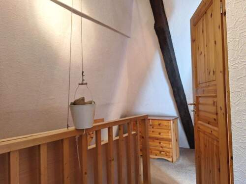 Galerie im DG mit Blick auf die Lukenkonstruktion - 