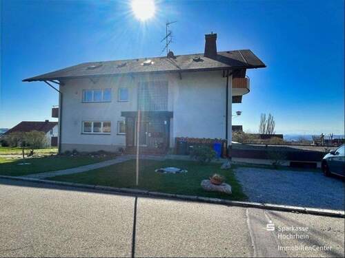 Blick Eingangsbereich - 1 Zimmer Mehrfamilienhaus, Wohnhaus zum Kaufen in Görwihl