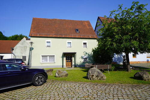 Ansicht - 7 Zimmer Einfamilienhaus zum Kaufen in Hirschbach / Eschenfelden