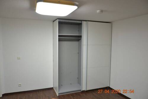Zimmer 1 - 