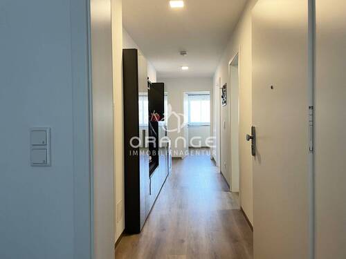 Hereinspaziert und herzlich Willkommen! - 3 Zimmer Etagenwohnung in Berching