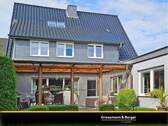 Bild 1 - Viel Platz zum Wohlfühlen mit ca. 300 m² Wohn-Nutzfläche