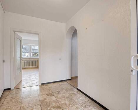 Eingangsdiele (EG) - 8 Zimmer Einfamilienhaus zum Kaufen in Ratingen