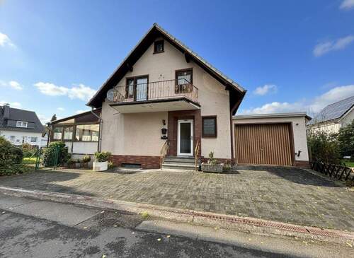 Außenansicht - 5 Zimmer Einfamilienhaus zum Kaufen in Windeck / Dattenfeld