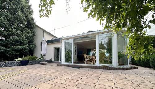 Wintergarten/Terrasse - 7 Zimmer Einfamilienhaus in Utzenhain