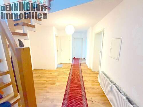 Diele - 4 Zimmer Etagenwohnung zum Kaufen in Dortmund