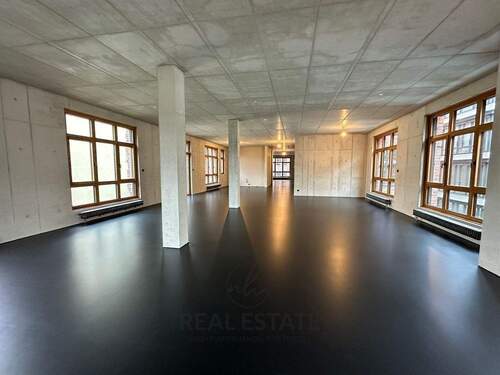 1.jpg - 'Provisionsfreies' vollmöbliertes Neubauloft in Hamburg-Bahrenfeld
