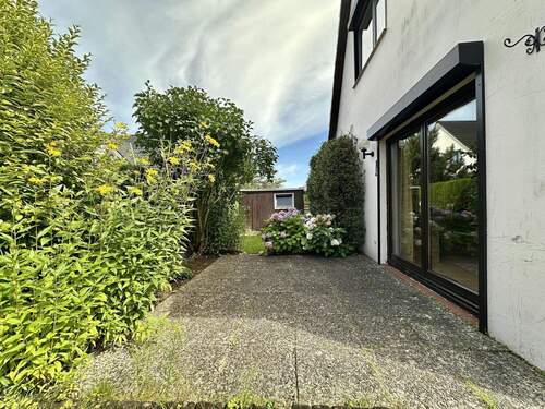 Terrasse - 5 Zimmer Einfamilienhaus in Norderstedt