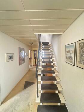 Treppenaufgang ins Dachgeschoss - 