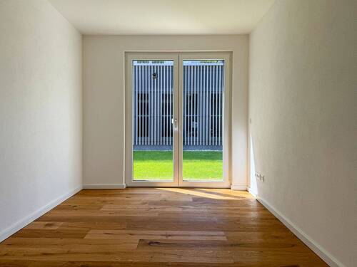 Arbeitszimmer 01 - 