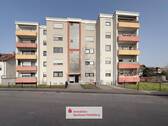 Titelbild mit Logo - Gepflegte 3,5-Zimmer-Wohnung mit Balkon und Aufzug, sofort frei - in Hockenheim
