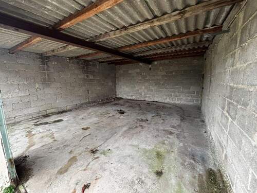 Garage - 