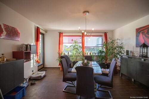 Wohnzimmer - Etagenwohnung mit 68,00 m² in Kölln-Reisiek zum Kaufen