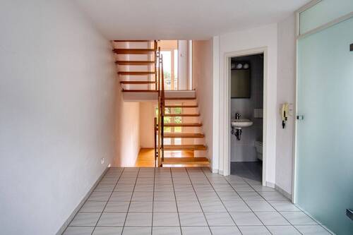 Flur / Treppenhaus - Reihenendhaus mit 95,70 m² in Ulm zum Kaufen