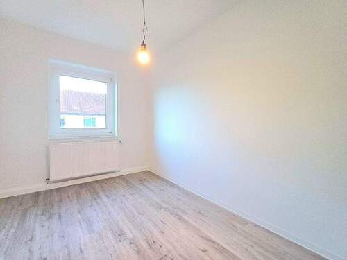 10631-1050_Stettiner Str 25, 2OG rechts_WWW-MW - 