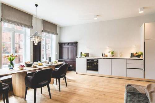 Wohn- und Essbereich - Ferienwohnung mit Stil auf Zeit zu vermieten