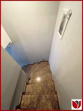 Treppenabgang Wohnung 18 - 