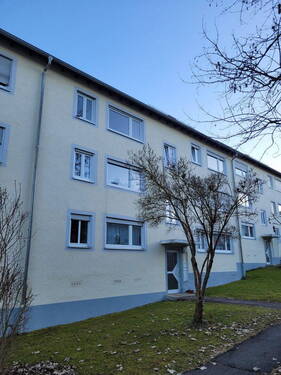 Bild 1 - 3 Zimmer Wohnung Renoviert - 135.000,00 EUR Kaufpreis, ca.  57,00 m² Wohnfläche