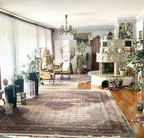 Stilvolles Einfamilienhaus mit drei Garagen in Zerzabelshof - Nürnberg