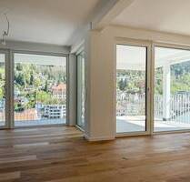 Traumhafte Aussicht trifft auf moderne Architektur - Bad Wildbad