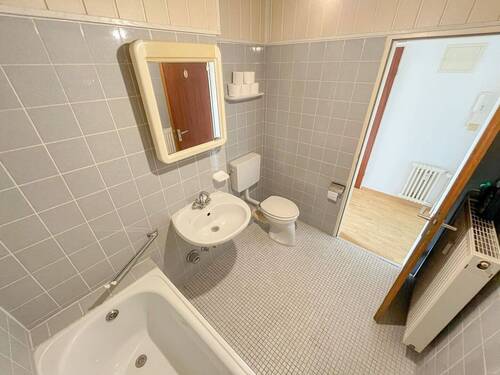 Badezimmer II - 