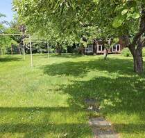 Wohnen und Leben in Ebermannsdorf - Wohnhaus mit 2 Wohnungen und herrlichen Garten zum Wohlfühlen