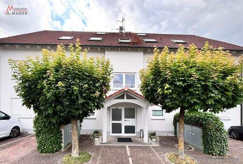 Außenansicht - Derzeit vermietete 4- ZKB mit Garage und Stellplatz im 1. OG