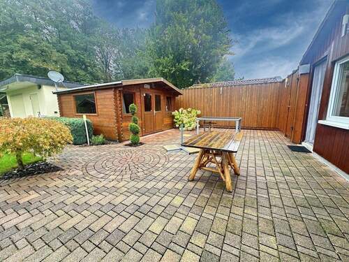 Großzügige Terrasse - 4 Zimmer Doppelhaushälfte in Bielefeld